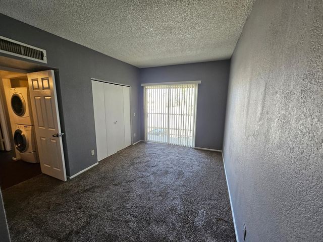 2801 E Monte Cristo Avenue Apt 201, Phoenix, AZ 85032