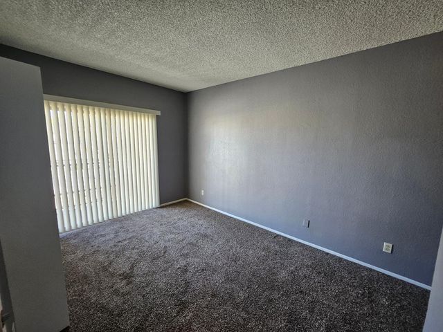 2801 E Monte Cristo Avenue Apt 201, Phoenix, AZ 85032