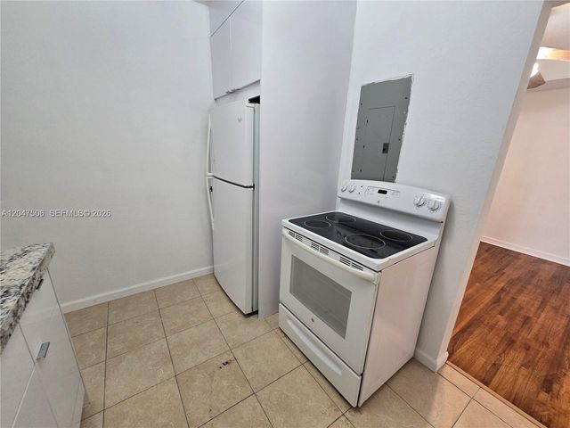 14901 NW 9th Ct 14901, Miami, FL 33168