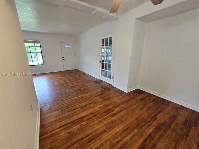14901 NW 9th Ct 14901, Miami, FL 33168