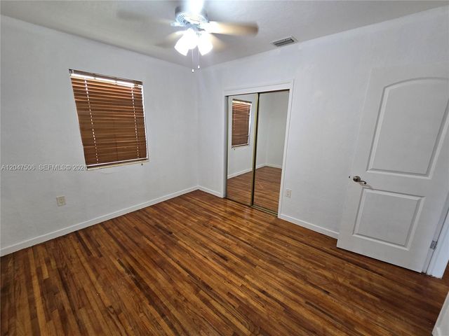 14901 NW 9th Ct 14901, Miami, FL 33168