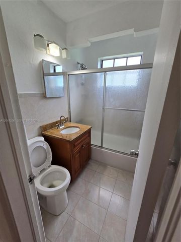 14901 NW 9th Ct 14901, Miami, FL 33168