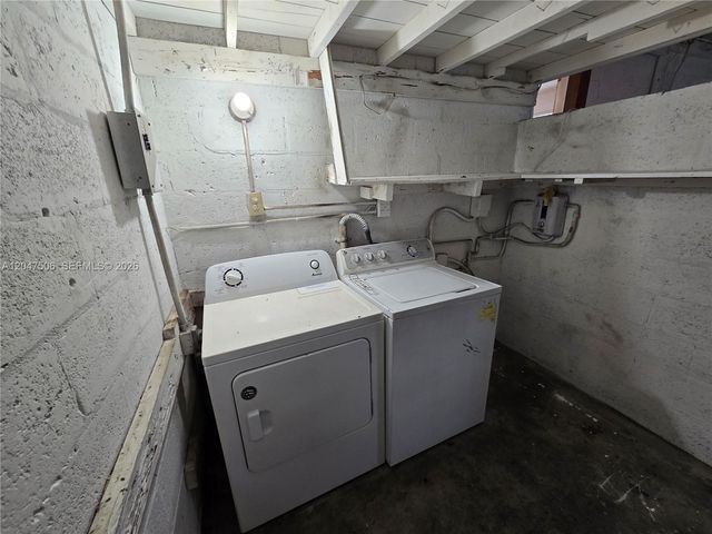 14901 NW 9th Ct 14901, Miami, FL 33168