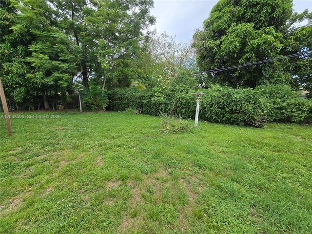 14901 NW 9th Ct 14901, Miami, FL 33168
