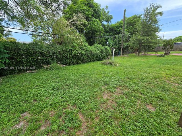 14901 NW 9th Ct 14901, Miami, FL 33168