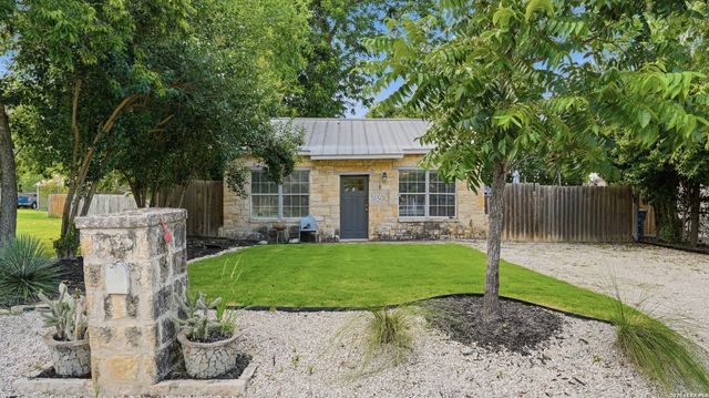 1650 KATY ST, New Braunfels, TX 78130