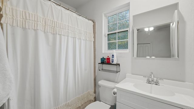 1650 KATY ST, New Braunfels, TX 78130