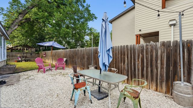 1650 KATY ST, New Braunfels, TX 78130
