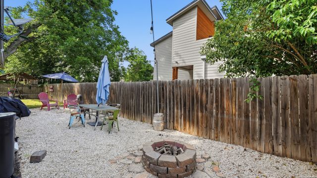 1650 KATY ST, New Braunfels, TX 78130