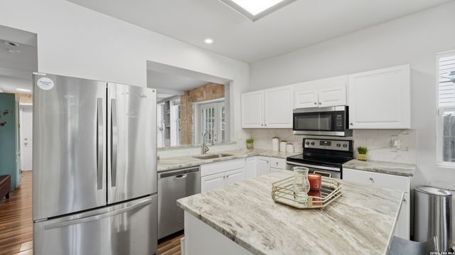 1650 KATY ST, New Braunfels, TX 78130