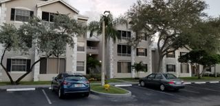2811 N Oakland Forest Dr 105, Oakland Park, FL 33309