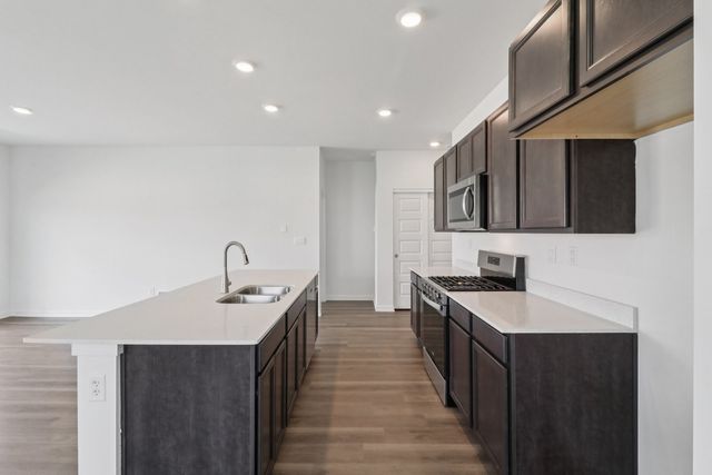 2437 Glacier Street, Pingree Grove, IL 60140