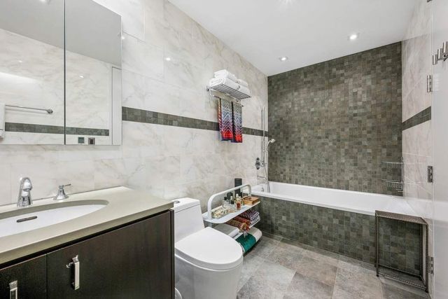 415 E 54th St Apt 5F, New York City, NY 10022