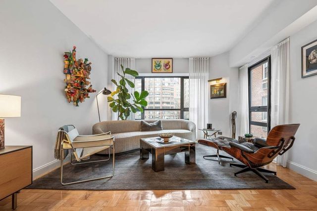 415 E 54th St Apt 5F, New York City, NY 10022