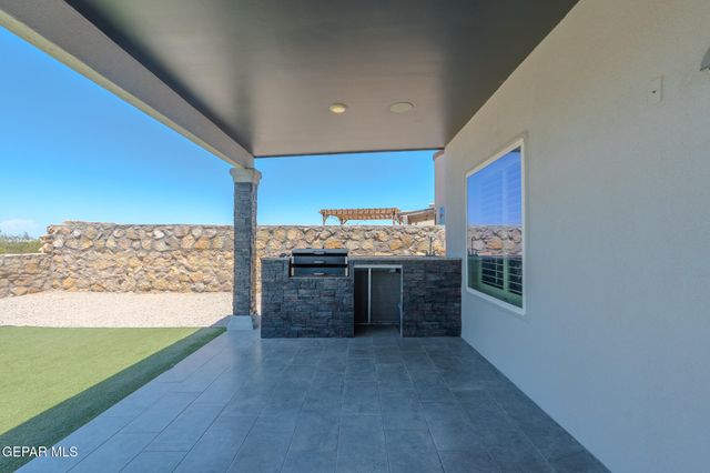 13453 Coldham Street, El Paso, TX 79928