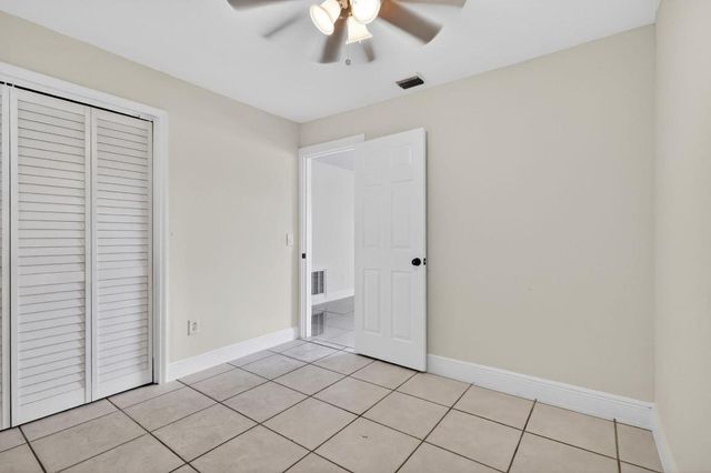 926 S 13th Avenue S, Lake Worth Beach, FL 33460