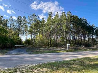 0000 10 Mile Rd, Pace, FL 32571