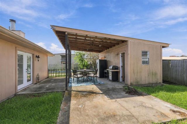 5024 Mandy Drive, Sulphur, LA 70663