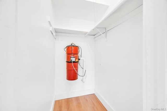 6 Amesworth Court, Middle Island, NY 11953