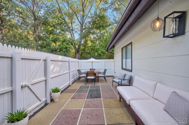6 Amesworth Court, Middle Island, NY 11953