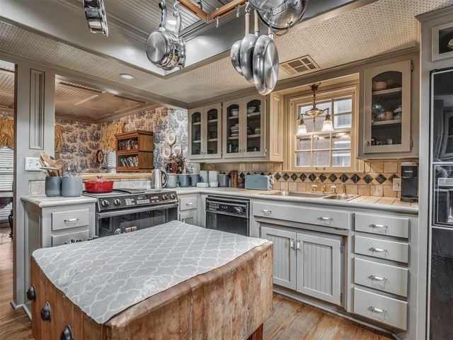 2717 NW 45th Street, Oklahoma City, OK 73112