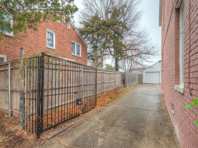 2717 NW 45th Street, Oklahoma City, OK 73112