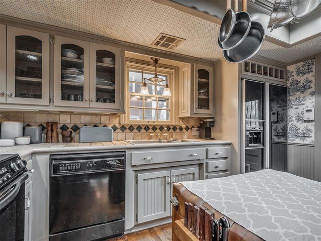 2717 NW 45th Street, Oklahoma City, OK 73112