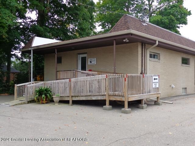 2132 Cedar Street, Holt, MI 48842