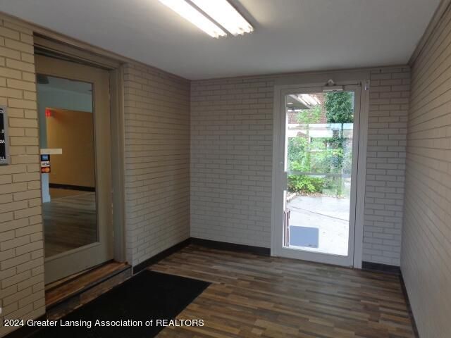 2132 Cedar Street, Holt, MI 48842