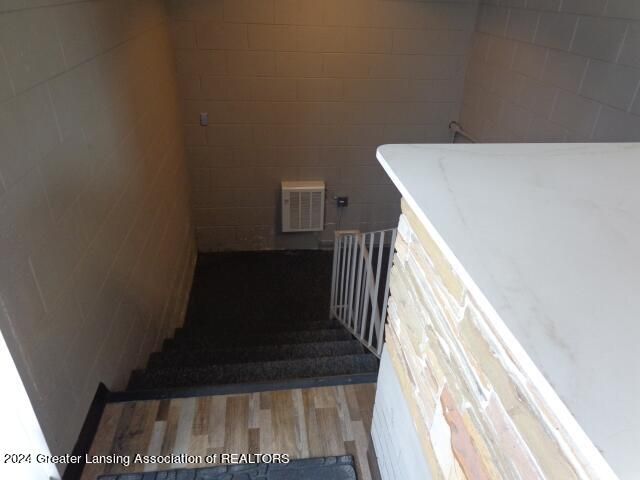 2132 Cedar Street, Holt, MI 48842