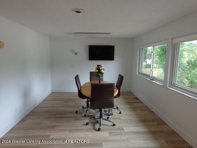 2132 Cedar Street, Holt, MI 48842