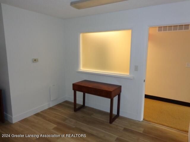 2132 Cedar Street, Holt, MI 48842