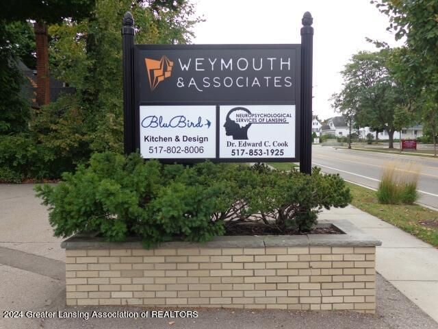 2132 Cedar Street, Holt, MI 48842