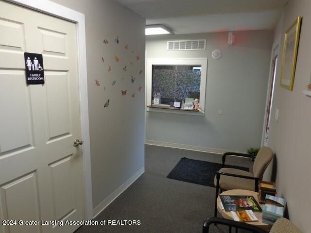 2132 Cedar Street, Holt, MI 48842