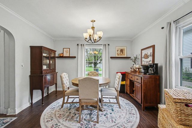 769 S Calumet Road, Chesterton, IN 46304