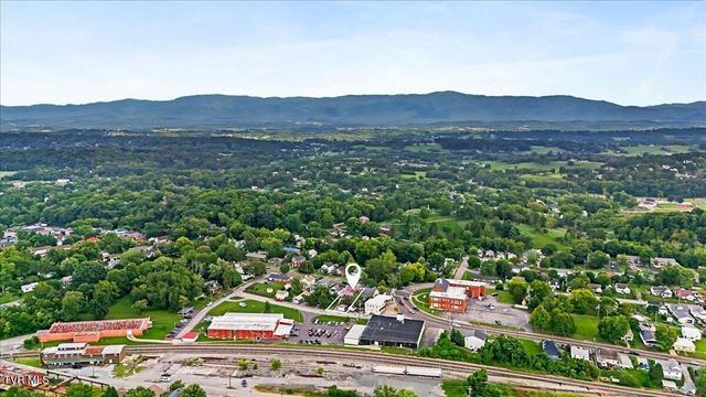610 West Main Street, Greeneville, TN 37743