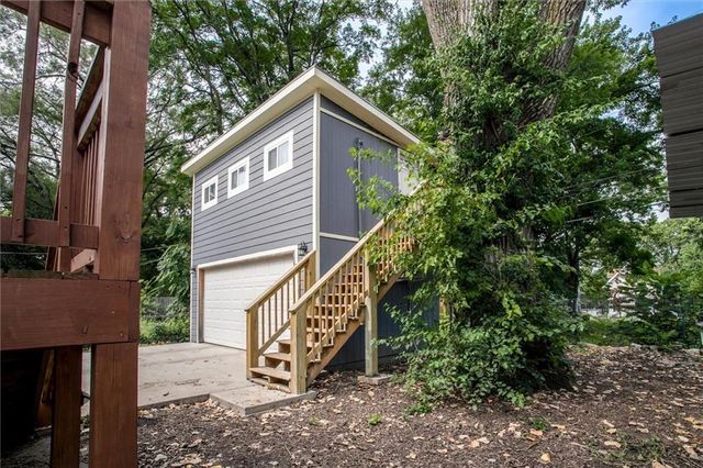 3416 S Benton Avenue, Kansas City, MO 64128
