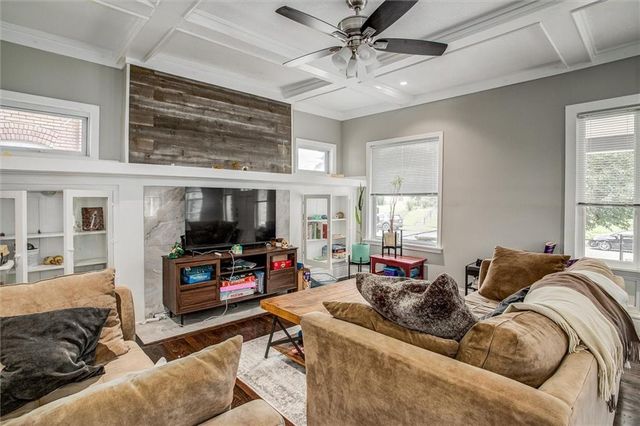 3416 S Benton Avenue, Kansas City, MO 64128