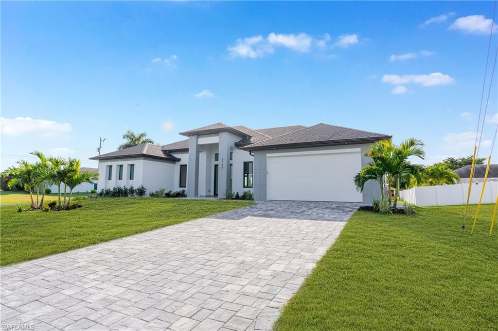 Image 2 of property listing at 2100 SW 26th ST, Cape Coral, FL 33914