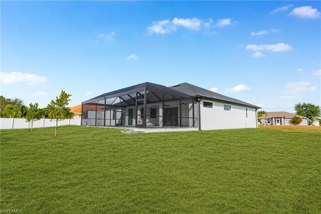 Image 47 of property listing at 2100 SW 26th ST, Cape Coral, FL 33914