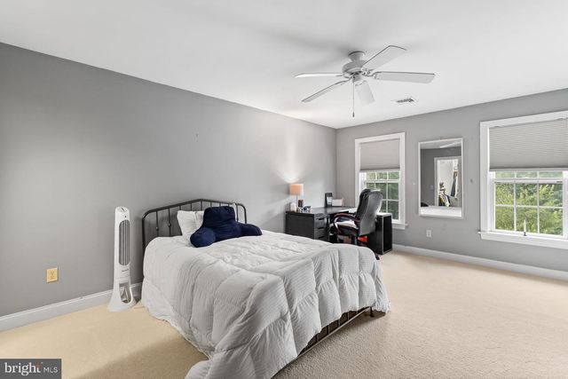 412 TIMBER BRIDGE LN, Mount Gretna, PA 17064