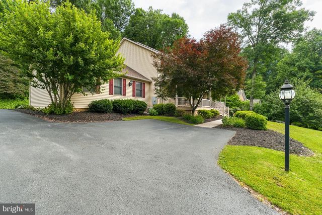 412 TIMBER BRIDGE LN, Mount Gretna, PA 17064