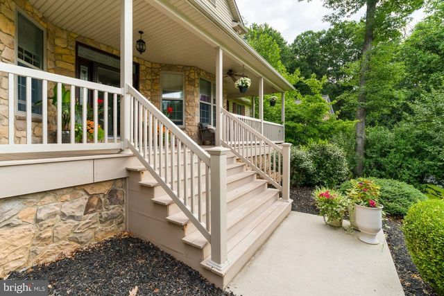412 TIMBER BRIDGE LN, Mount Gretna, PA 17064