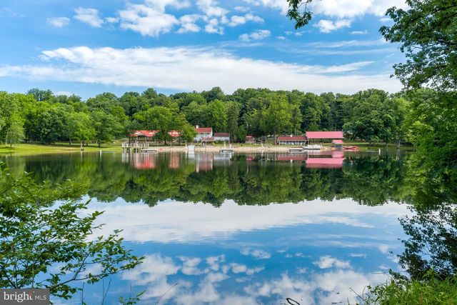412 TIMBER BRIDGE LN, Mount Gretna, PA 17064