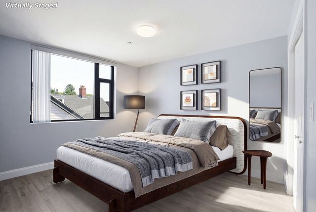 632 Centre St 203, Boston, MA 02139