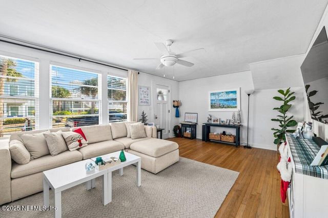 822 1ST Street 822-824, Neptune Beach, FL 32266