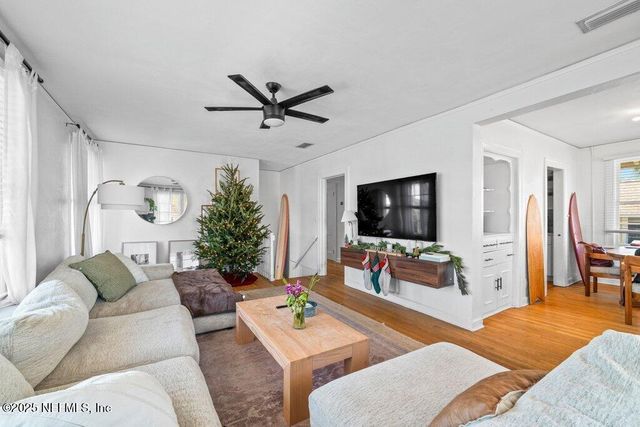 822 1ST Street 822-824, Neptune Beach, FL 32266