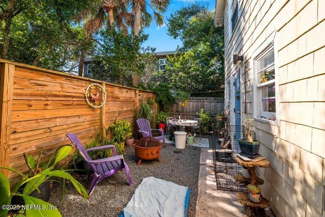 822 1ST Street 822-824, Neptune Beach, FL 32266