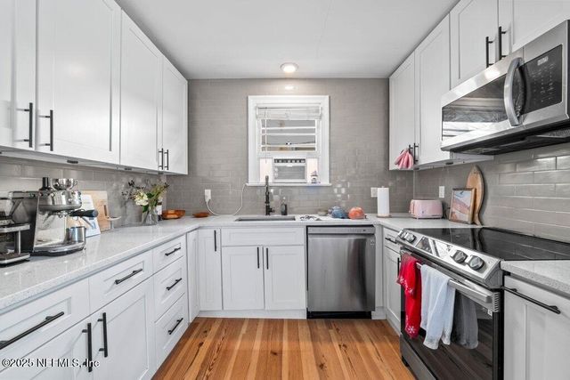 822 1ST Street 822-824, Neptune Beach, FL 32266