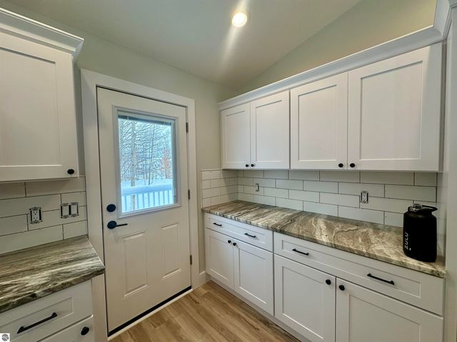 1028 Birmley Estates Drive, Traverse City, MI 49696